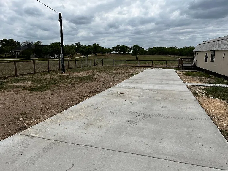 11124 US Highway 87 E — Photo 16