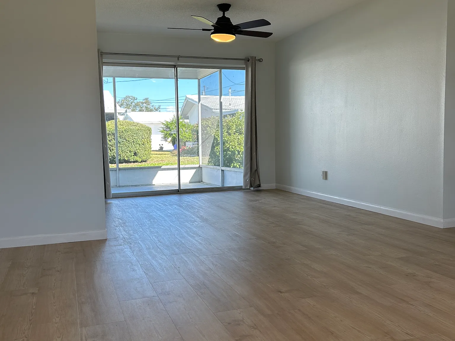 2 bed, 1194 sqft, $2,000 — Photo 3