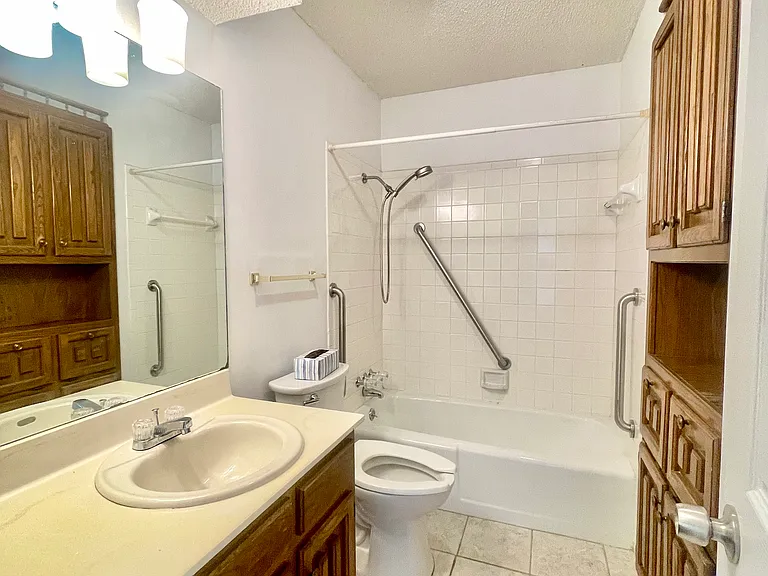 3209 N Marseille Ln — Photo 13
