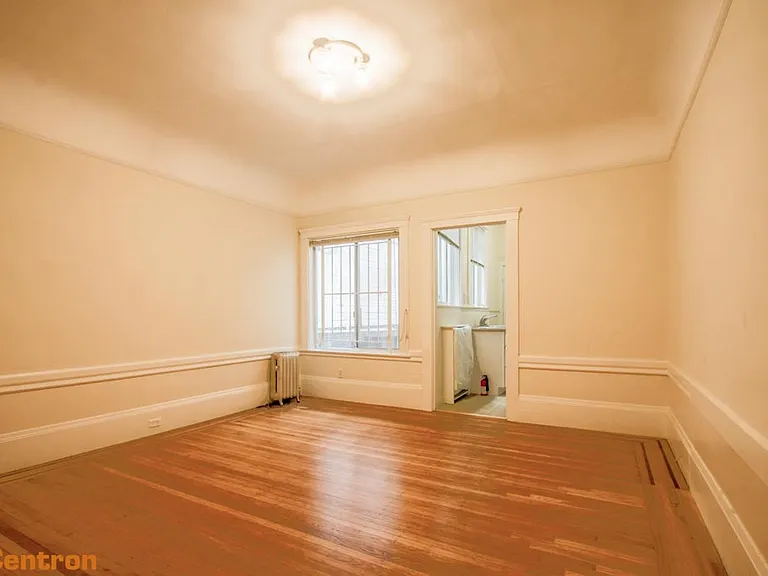 1440 Clay St #2A — Photo 6