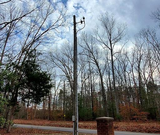 3rd image of 6437 Hickory Ridge Rd