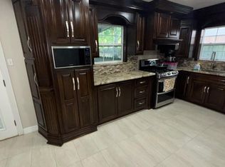 2725 3rd Ave N #3, Texas City, TX 77590