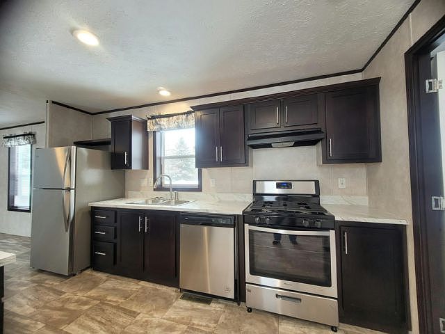 1st image of 14750 Bursnville Pkwy W #26