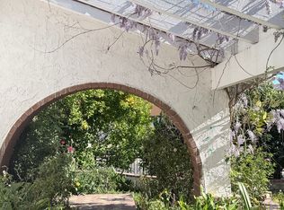 28915 Hollowbrook Ave, Agoura Hills, CA 91301