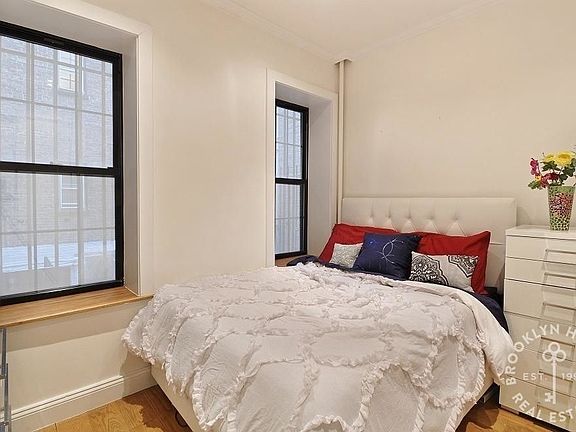 4th image of 63 Montague St APT 1F