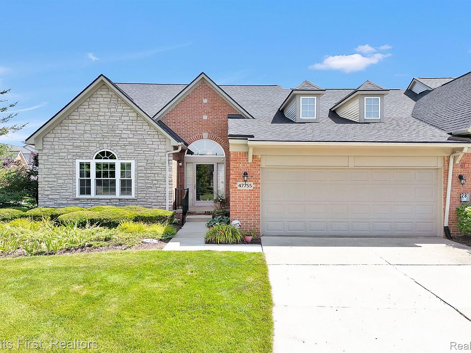 1st image of 47755 Vistas Circle Dr N