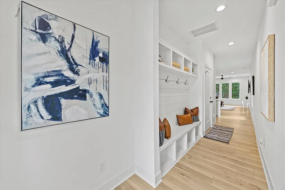 829 Cumberland St — Photo 3