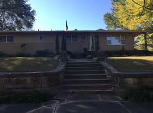 105 Meadowview Dr, Elmore, AL 36025