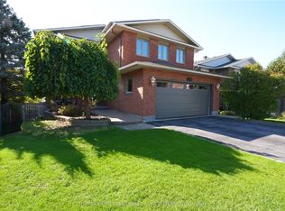 1354 Gaultois Ave, Ottawa, ON K1C3G6