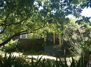 946 25th Ave, Seattle, WA 98122