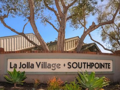 8238 Caminito Sonoma, La Jolla, CA, 92037