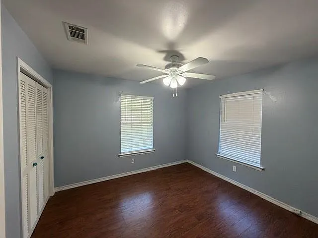 215 Elmwood St — Photo 19