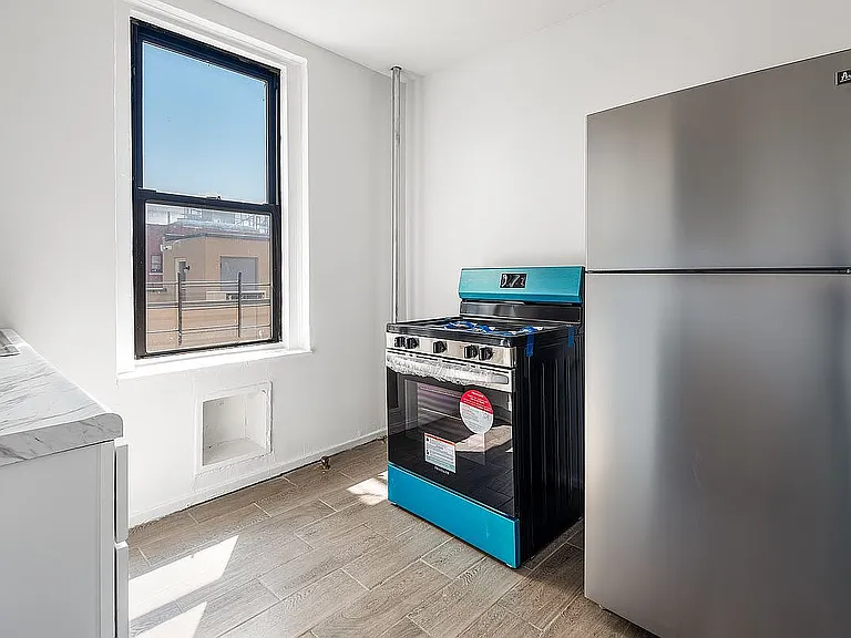 700 Oakland Pl #5C — Photo 8