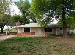 206 E Robertson Rd, Enid, OK 73701