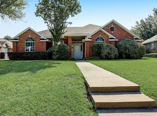 6206 Kittyhawk Dr, Rowlett, TX 75089
