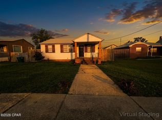 3007 5th St, Marianna, FL 32446