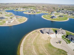 4085 Intrepid Cir, Bismarck, ND 58504