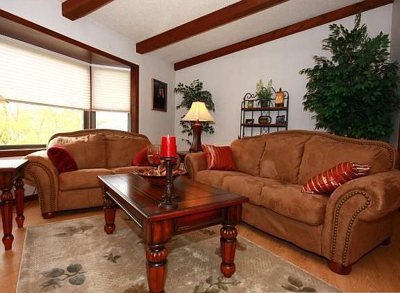 3rd image of 493 Skyview Ln