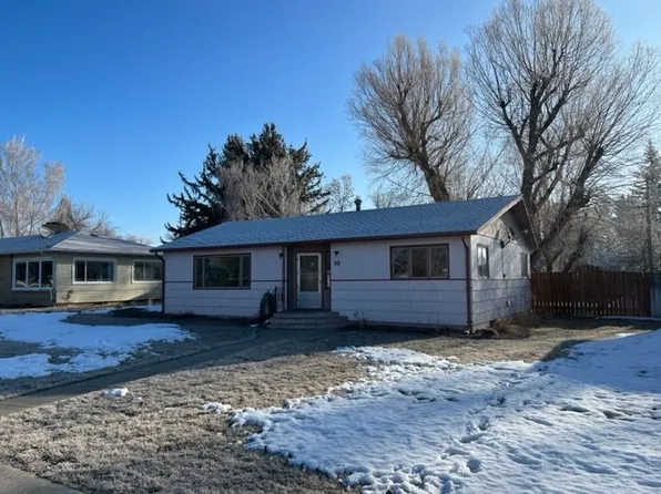 33 9th Ave SW, Choteau, MT 59422