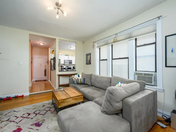 260 Harrison Ave #301, Jersey City, NJ 07306