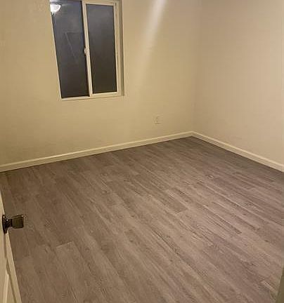 5th image of 546 S MESA Drive