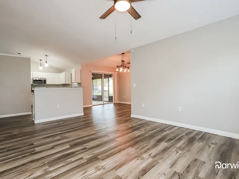 5070 Teather St — Photo 5