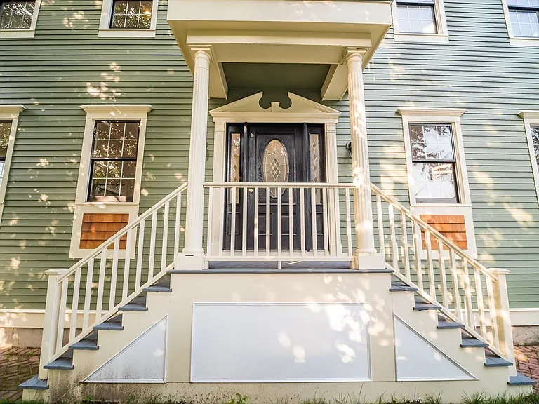 8 Richardson St #2 — Photo 35