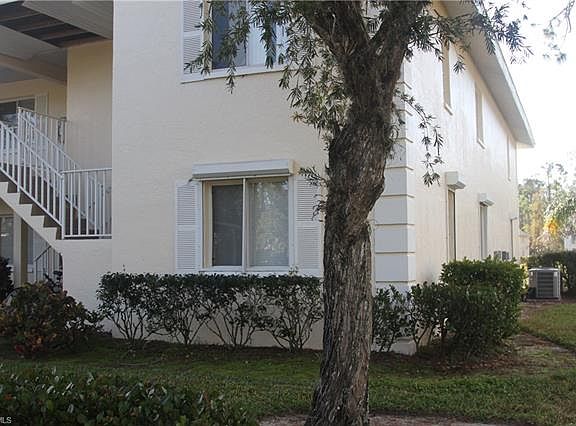 2nd image of 210 Timber Lake Cir APT A104