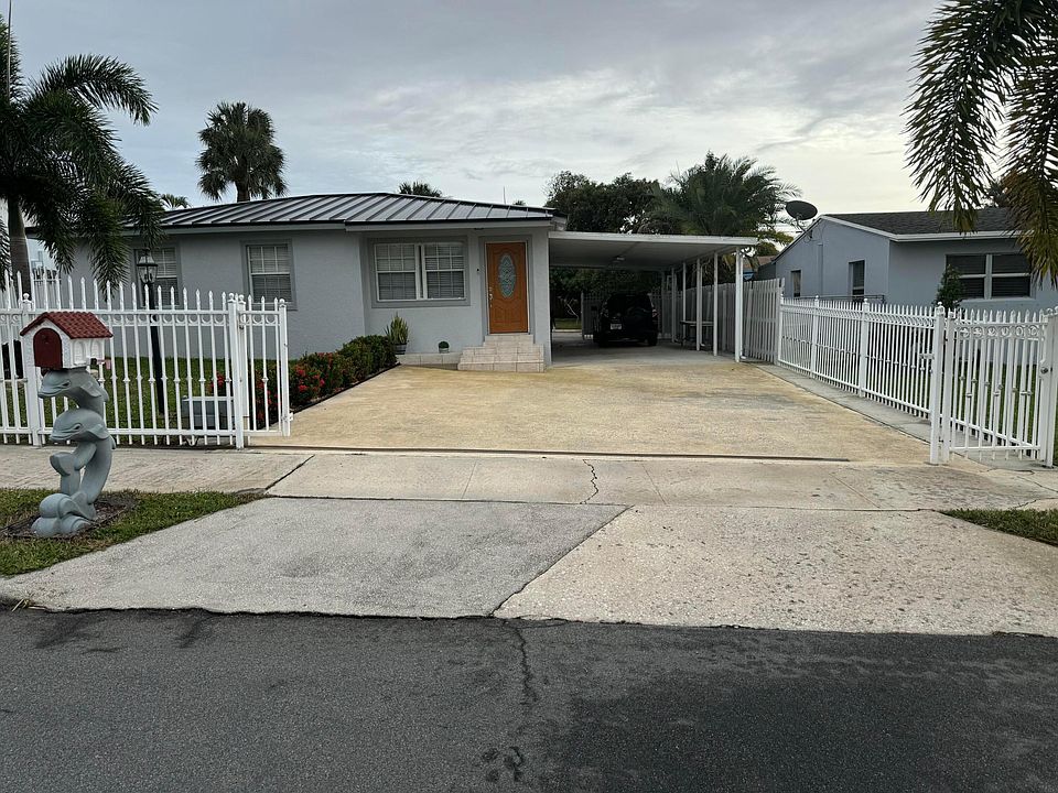 1st image of 914 Bradley Court