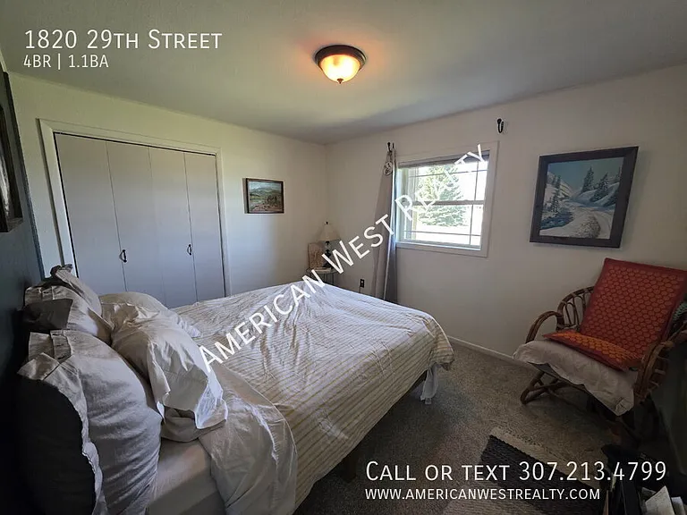 1820 29th St — Photo 7