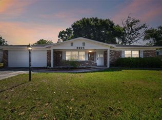 2206 Malibu Dr, Brandon, FL 33511