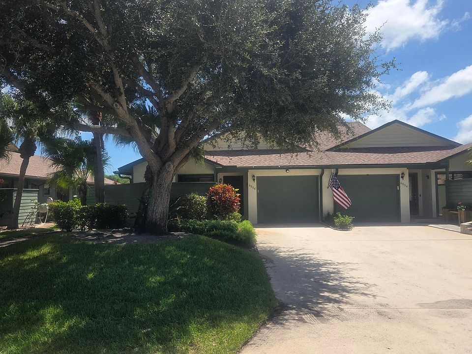 1st image of 6856 SE Bunker Hill Drive