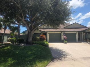 6856 SE Bunker Hill Dr, Hobe Sound, FL 33455