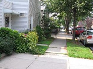 7122 73rd St, Ridgewood, NY 11385