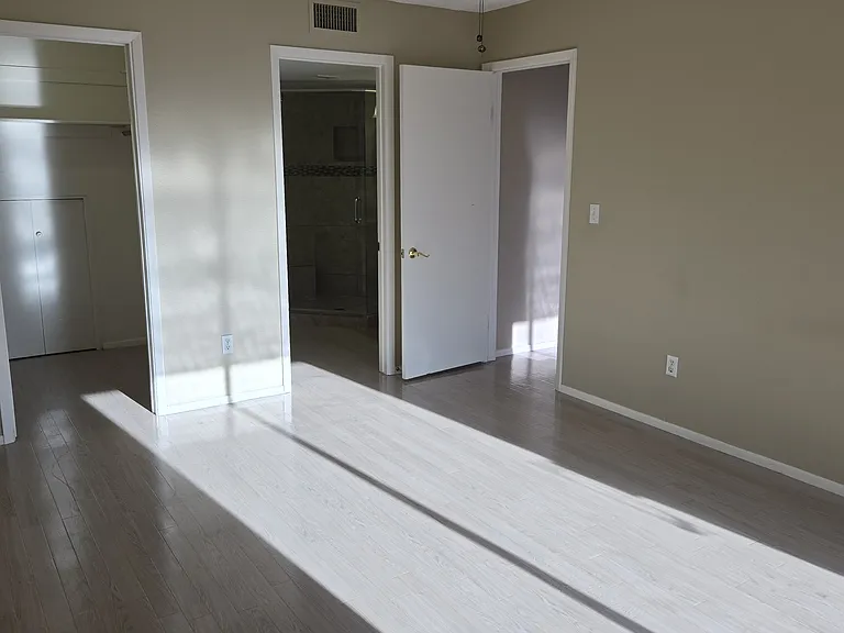 16616 E Palisades Blvd #109 — Photo 30