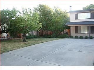 3rd image of 12137 Terrence Ave