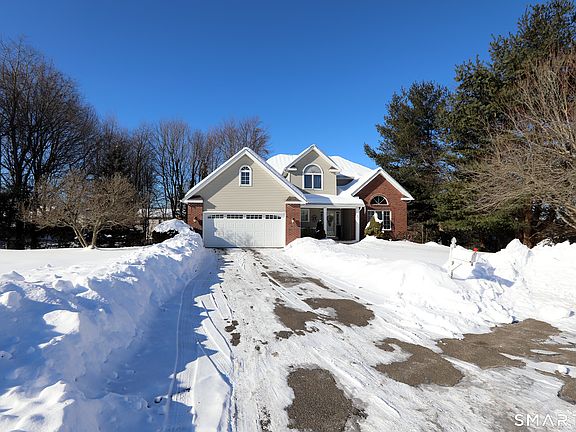 2nd image of 36 Frechette Circle
