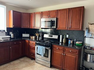 5652 Diamond St, Philadelphia, PA 19131