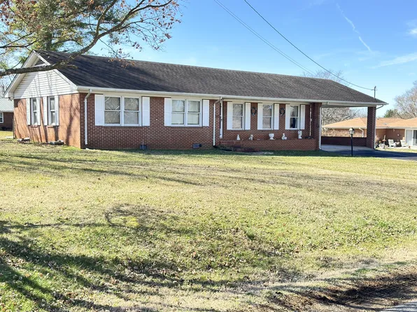 205 Mary Sharp Dr, Decherd, TN 37324