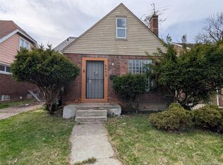 5575 Buckingham Ave, Detroit, MI 48224