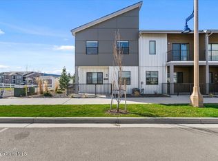 1090 E 4th Ave, Post Falls, ID 83854