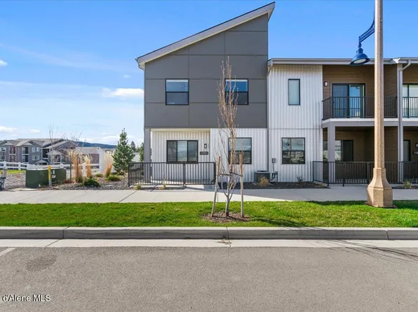 1090 E 4th Ave, Post Falls, ID 83854