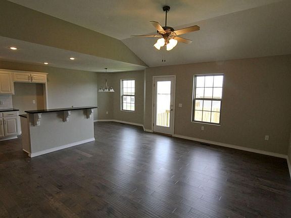 2nd image of 263 Meadowlark St