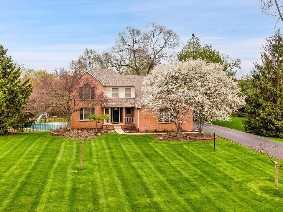 1st image of 9493 Daleview Dr