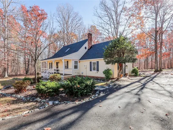 2212 Mill Rd, Powhatan, VA 23139
