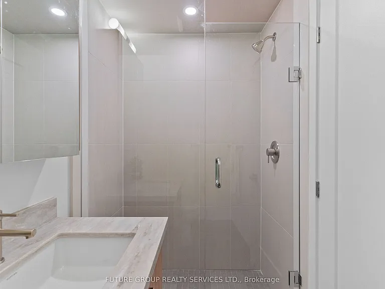 15 Acorn Ave #3 — Photo 30