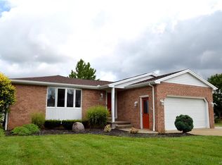 84 Baywood Dr, Cheektowaga, NY 14227