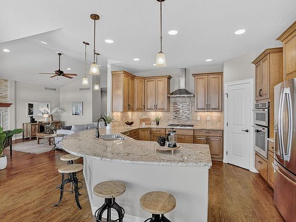 4th image of 6134 Southern Hills Dr