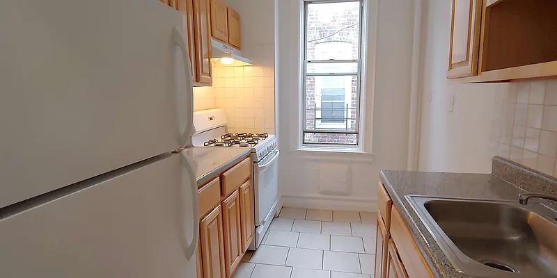 Rented by Rapid Realty Sunset Park Inc | media 15