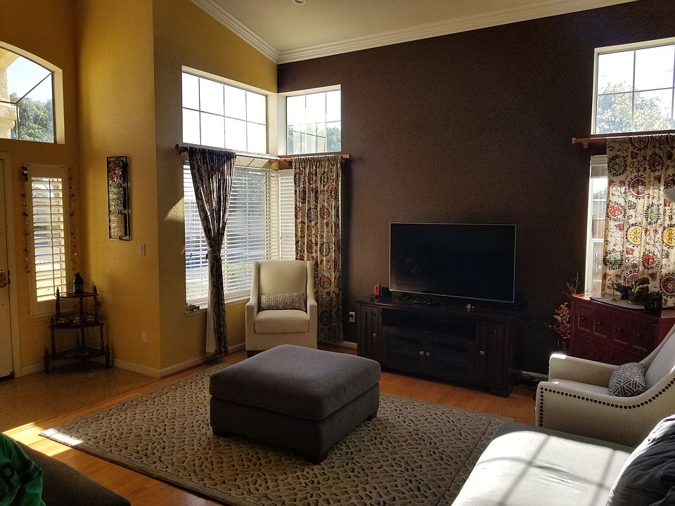 1st image of 4471 Lagoon Ct